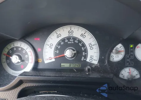 2011 Toyota Fj Cruiser z USA, uszkodzony, nr VIN JTEBU4BF8BK108066